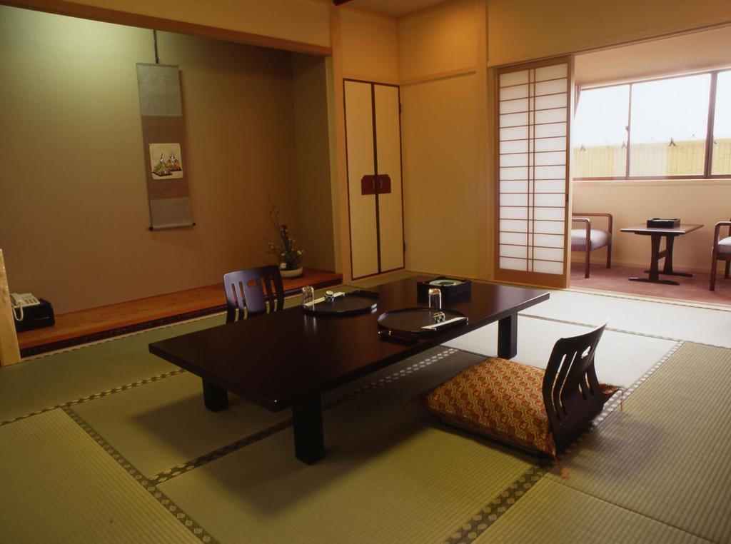 Hitomaru Kadan Hotel Akashi Værelse billede